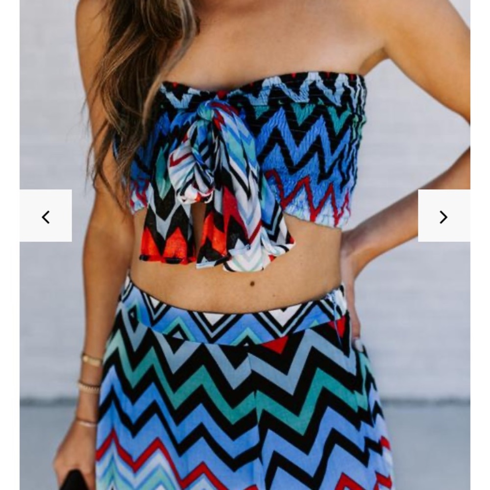 Vici cropped bandeau top NWT
